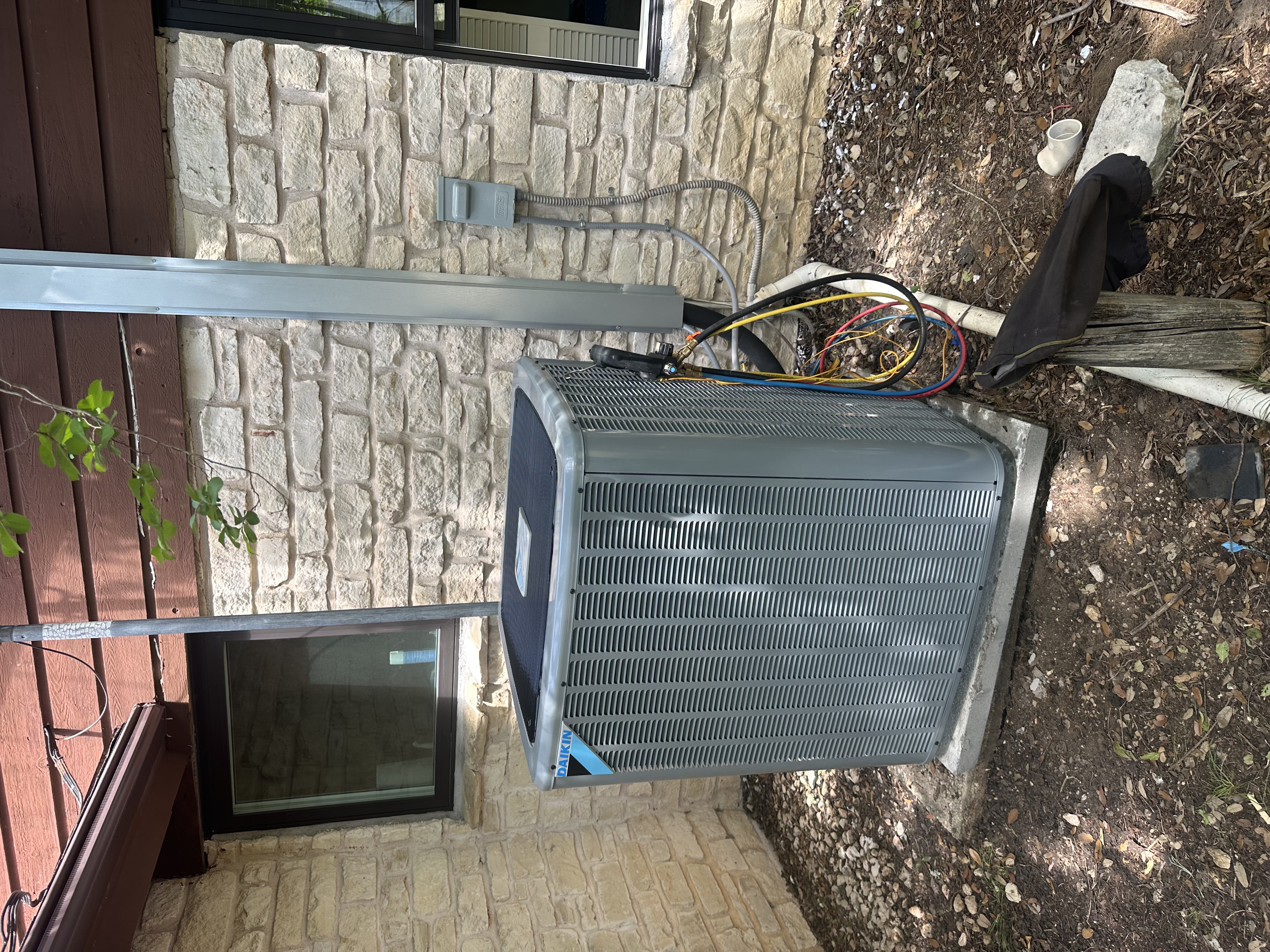 HVAC installation and repair project 8 by GUS AC & HEATING LLC in Lockhart, TX